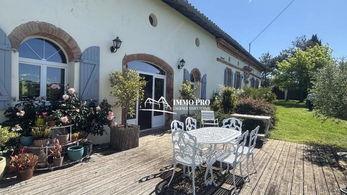 Image No.23-10 Bed House for sale