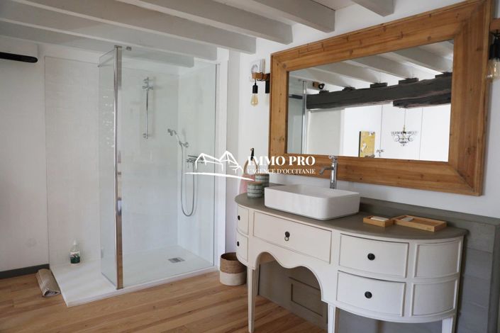 Image No.29-10 Bed House for sale