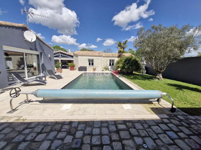 Image No.18-3 Bed House for sale