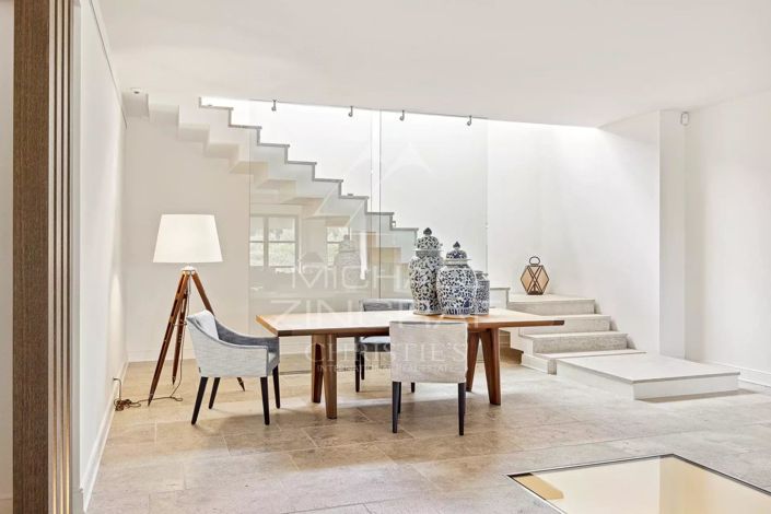 Image No.5-5 Bed House for sale