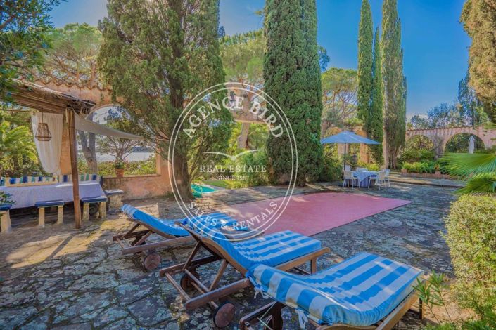 Image No.8-7 Bed House for sale