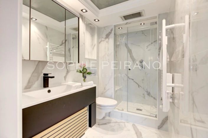 Image No.9-3 Bed Property for sale