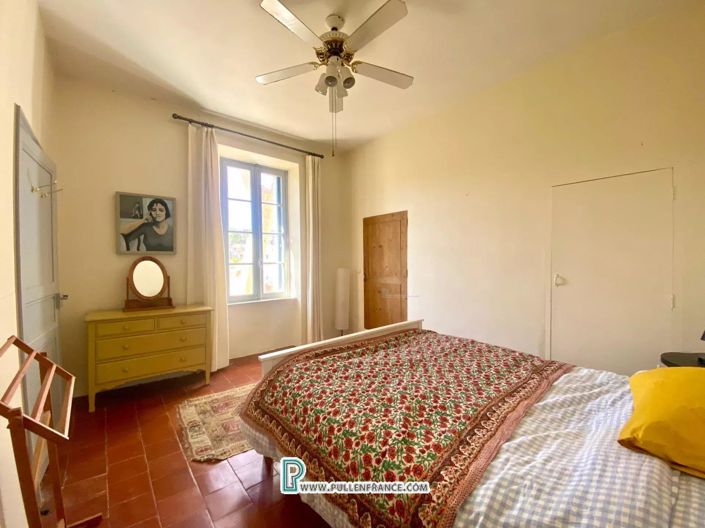 Image No.25-House for sale