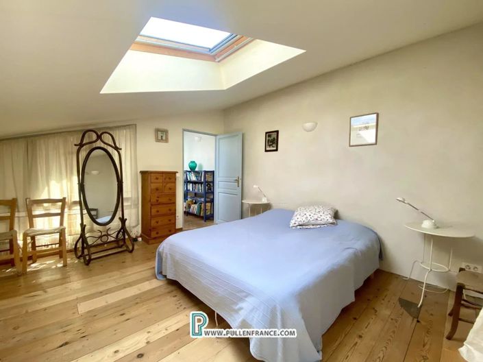 Image No.37-House for sale