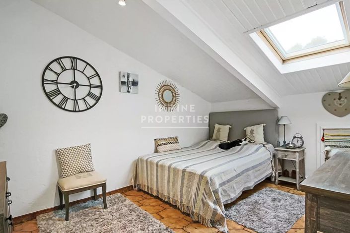 Image No.13-3 Bed House for sale