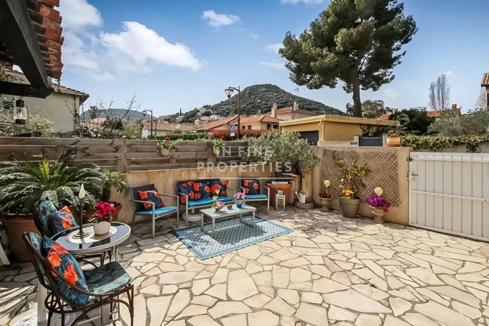 Image No.3-3 Bed House for sale