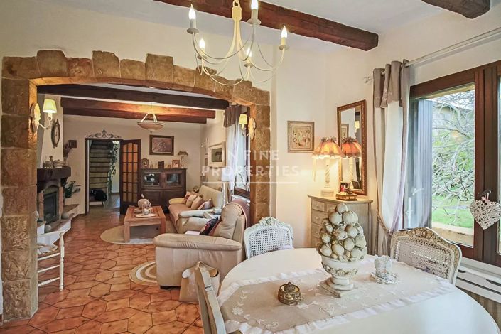 Image No.6-3 Bed House for sale