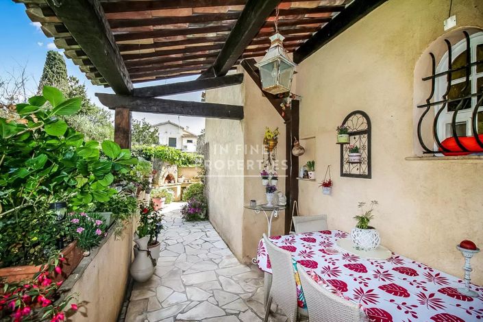 Image No.8-3 Bed House for sale