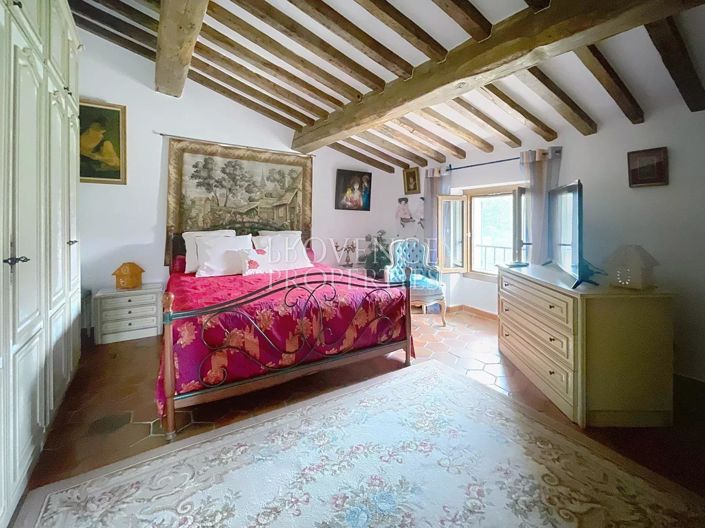 Image No.13-3 Bed House for sale