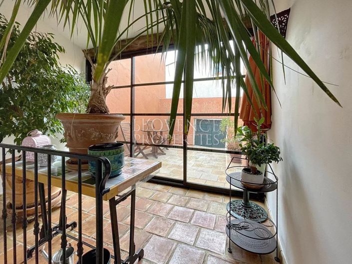 Image No.1-3 Bed Apartment for sale