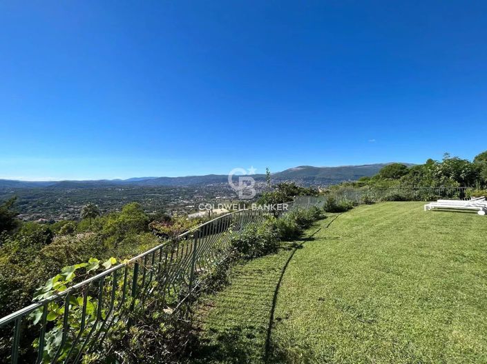 Image No.14-6 Bed House for sale