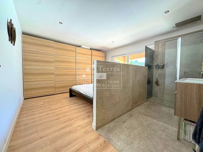 Image No.7-4 Bed House for sale