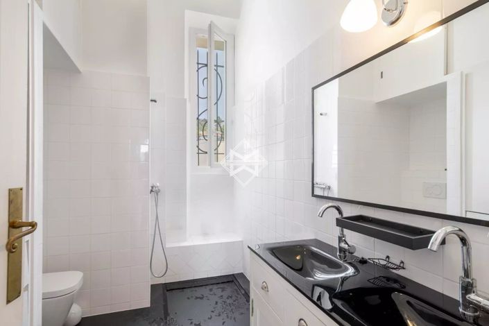 Image No.8-3 Bed Apartment for sale