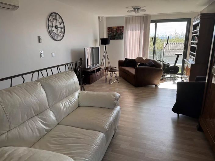 Image No.16-House for sale