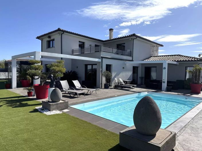 Image No.22-House for sale