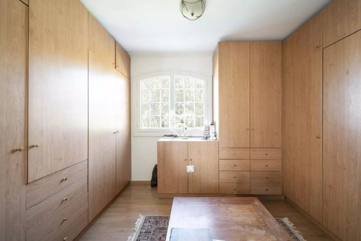 Image No.10-4 Bed House for sale