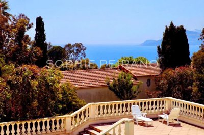 Propriété de 2 chambres à vendre à Cannes