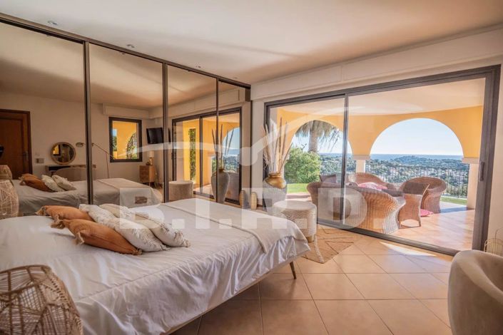 Image No.9-7 Bed House for sale