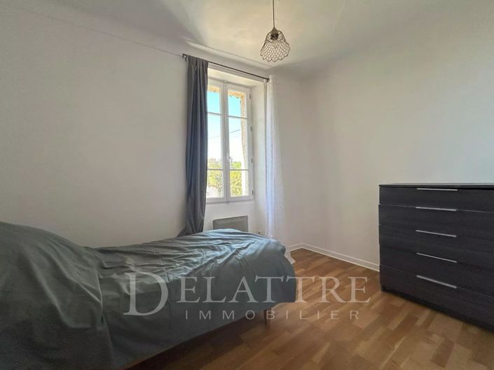 Image No.11-3 Bed House for sale