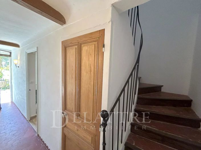 Image No.12-3 Bed House for sale