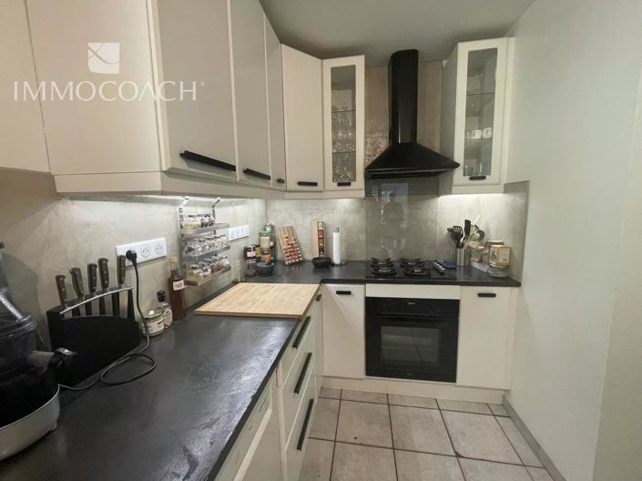 Image No.7-5 Bed House for sale