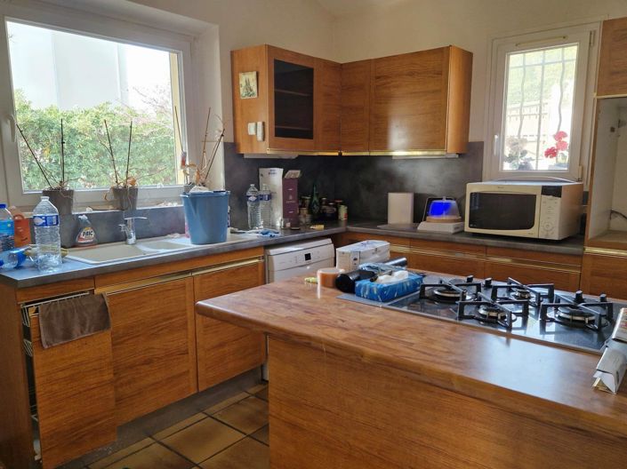 Image No.4-4 Bed House for sale