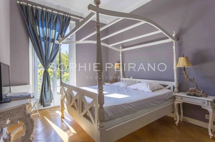 Image No.4-6 Bed House for sale