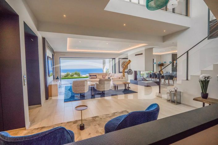 Image No.4-4 Bed House for sale