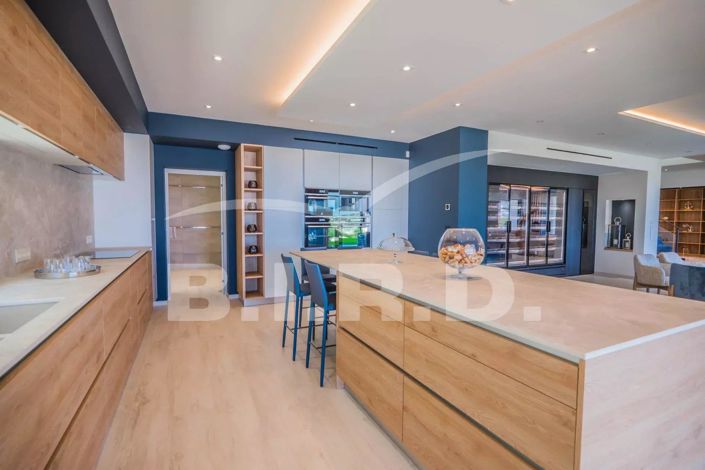 Image No.9-4 Bed House for sale