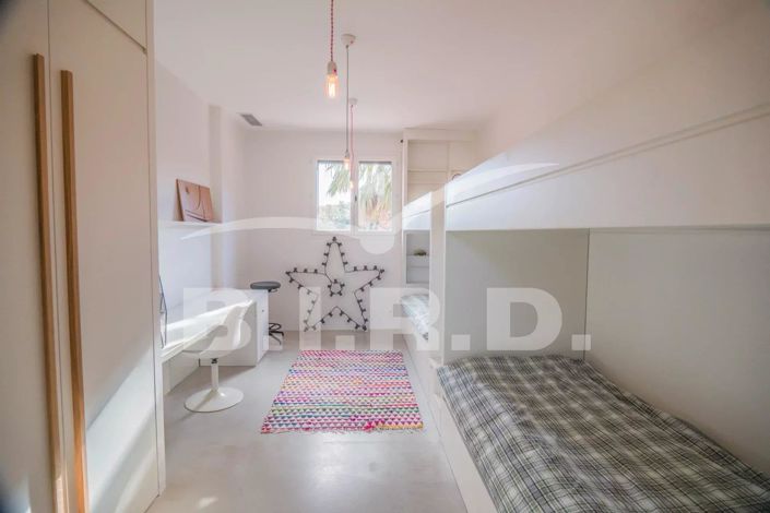 Image No.10-5 Bed House for sale