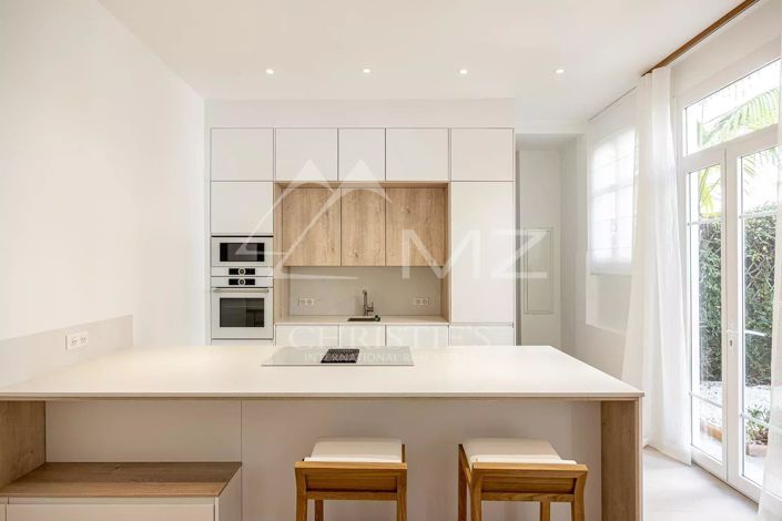 Image No.6-3 Bed House for sale