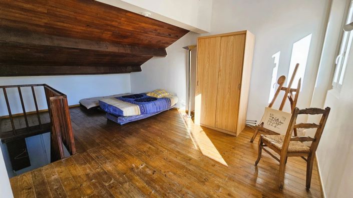 Image No.6-House for sale