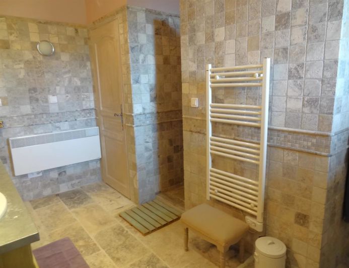 Image No.4-4 Bed House for sale