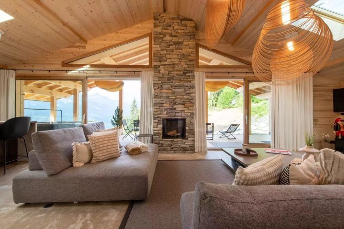 Image No.3-5 Bed House for sale