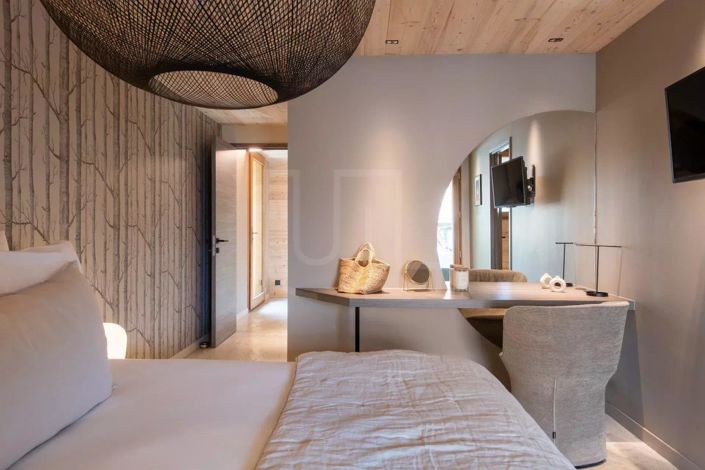 Image No.5-5 Bed House for sale