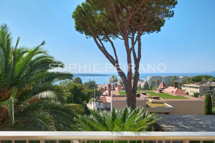 Image No.1-4 Bed Apartment for sale