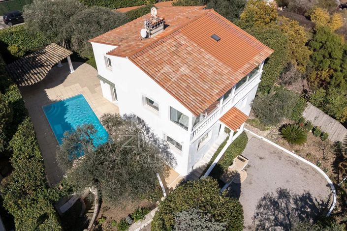 Image No.3-4 Bed House for sale