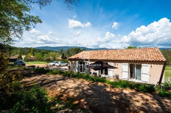 Image No.1-5 Bed House for sale