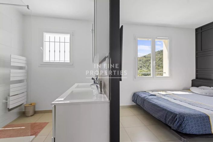 Image No.10-4 Bed House for sale