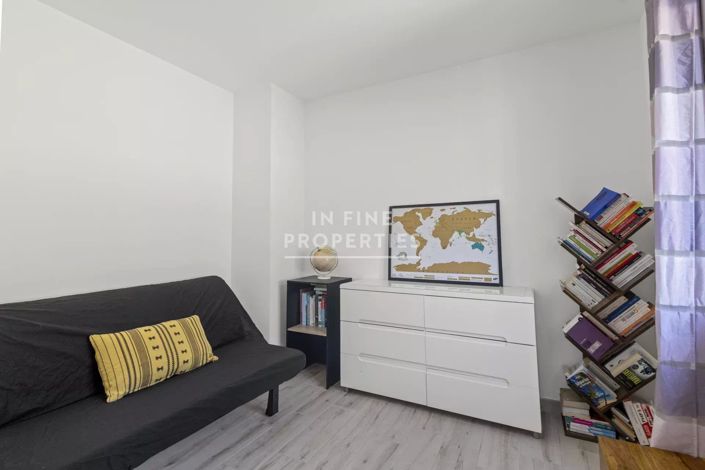 Image No.13-4 Bed House for sale