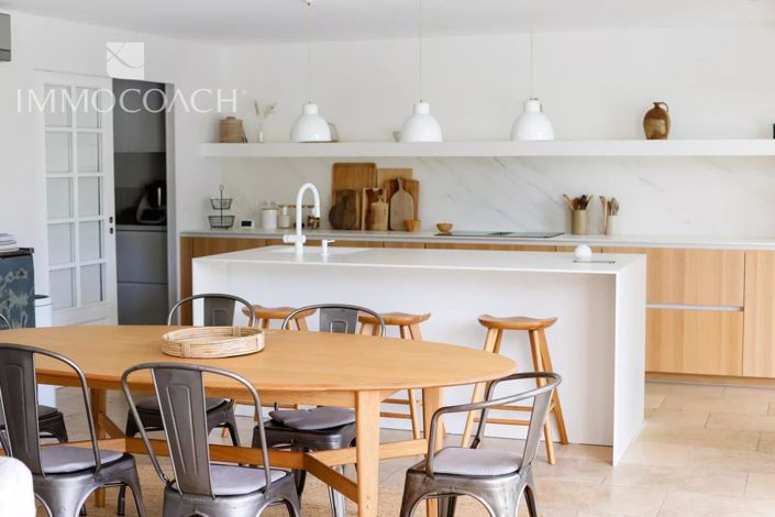 Image No.9-4 Bed House for sale