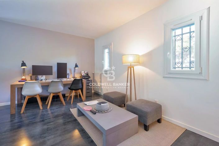 Image No.7-4 Bed House for sale