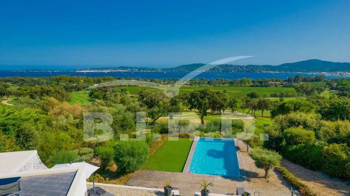 Image No.1-5 Bed House for sale