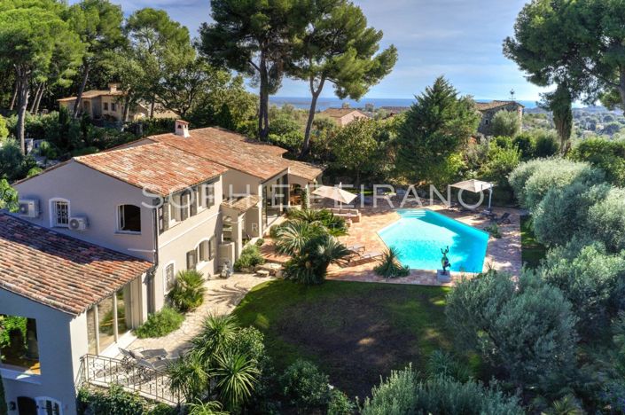 Image No.1-5 Bed House for sale