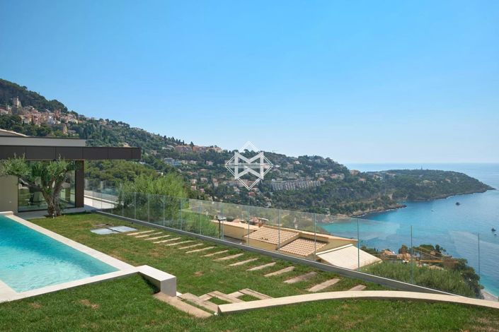 Image No.1-5 Bed House for sale