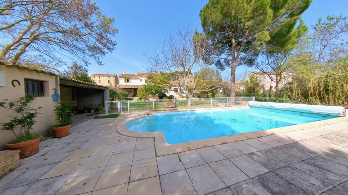 Image No.1-4 Bed House for sale