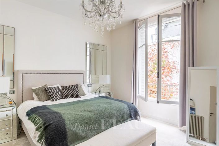 Image No.15-4 Bed House for sale