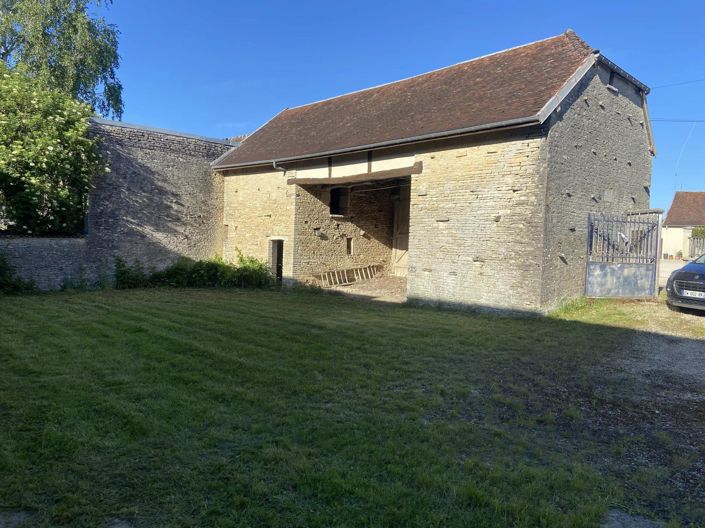 Image No.18-4 Bed House for sale