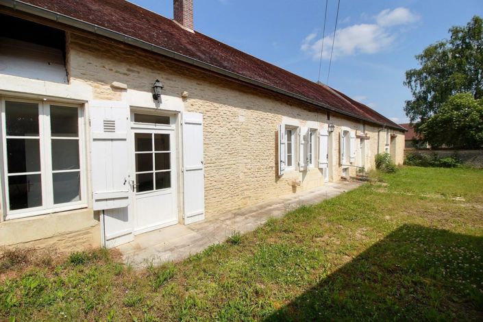 Image No.2-4 Bed House for sale