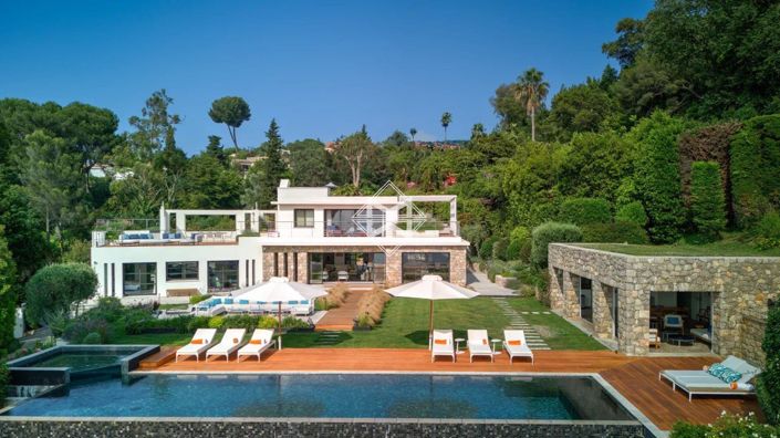 Image No.1-6 Bed House for sale